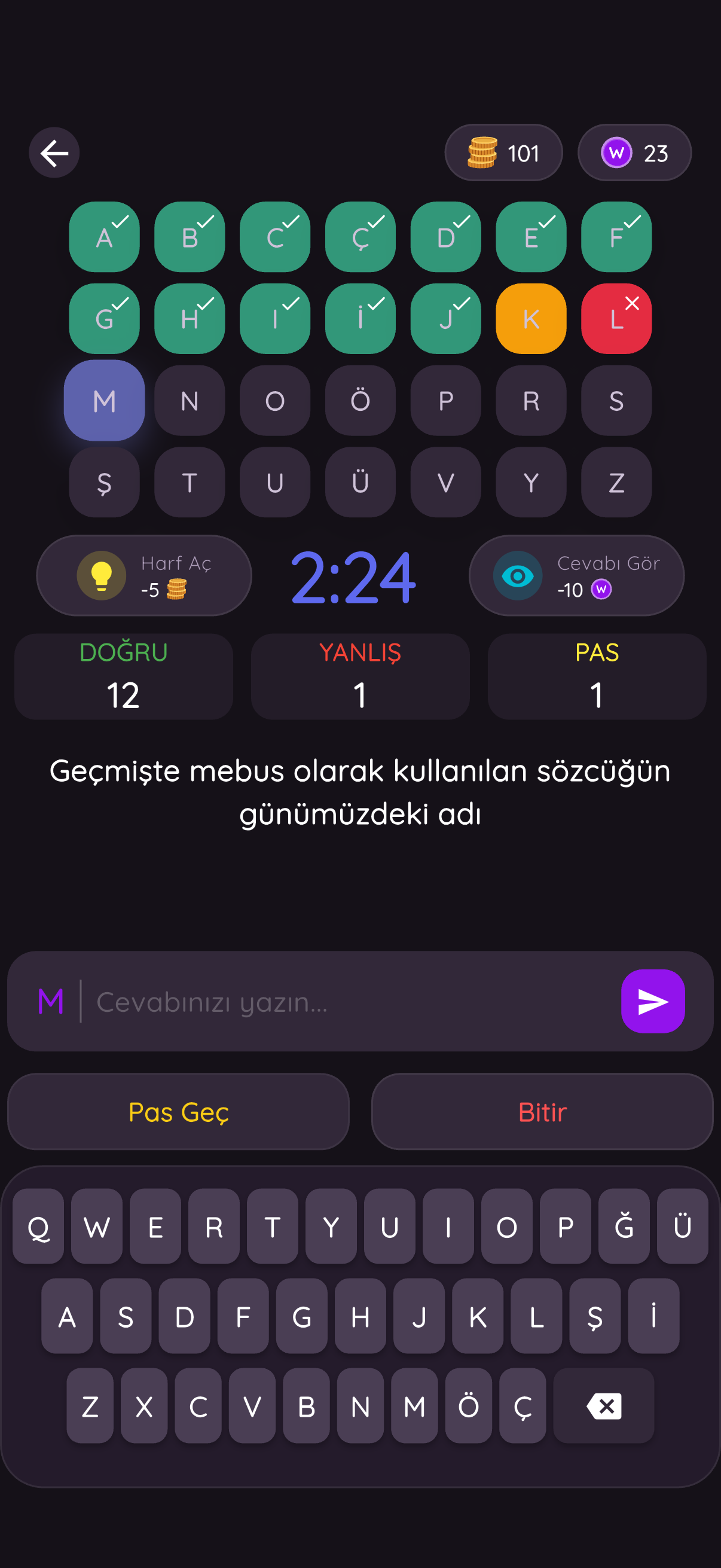 Wordlyst oyun ekranı: M harfi sorusu, 12 doğru cevap ve ilerleyen maraton